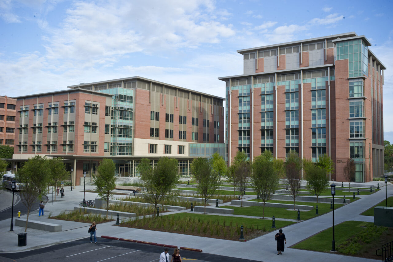 The exterior of large medical buildings in the Charleston region.